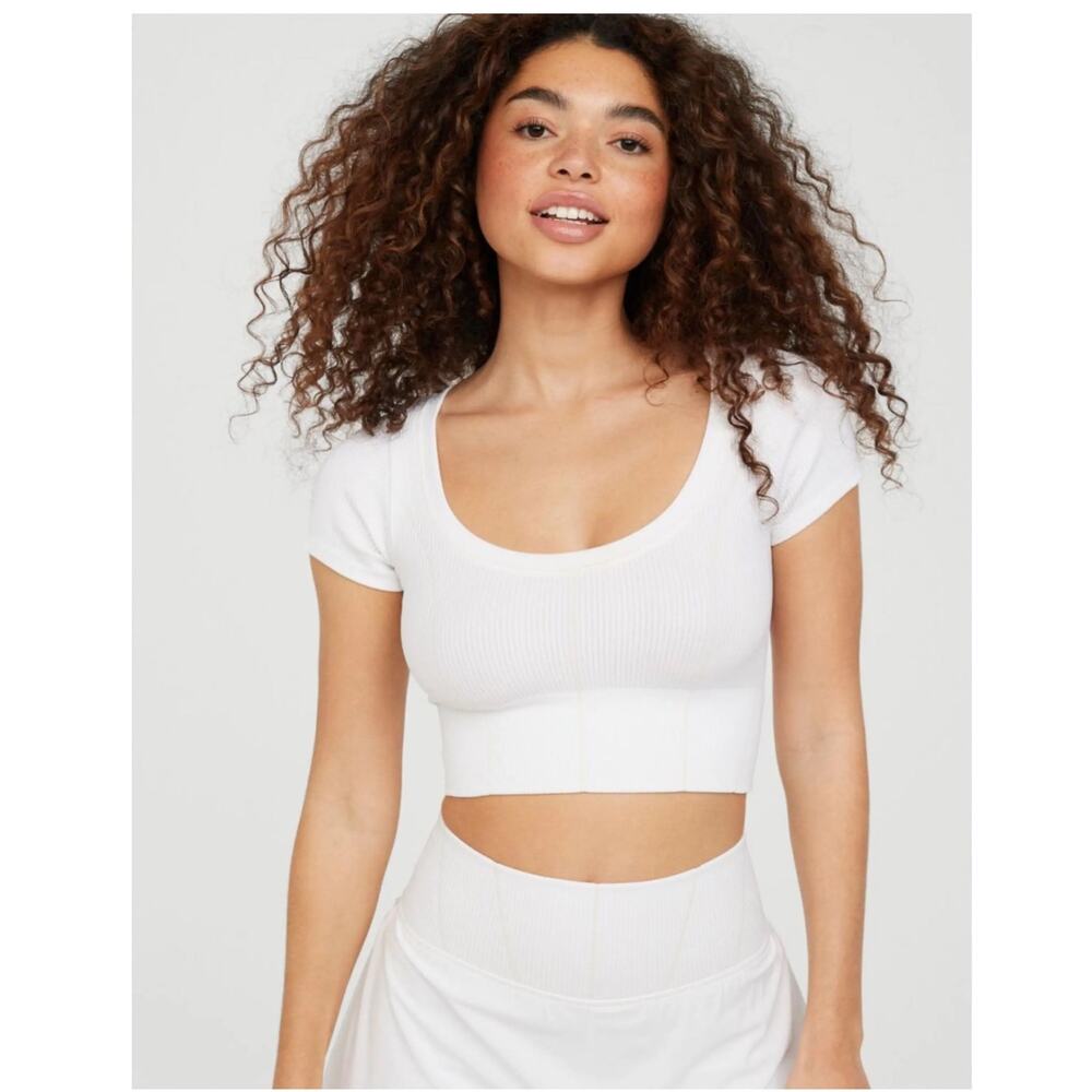 Offline Aerie | Beige Ribbed Cropped Scoop Neck Short Sleeve Top Activewear- XXS